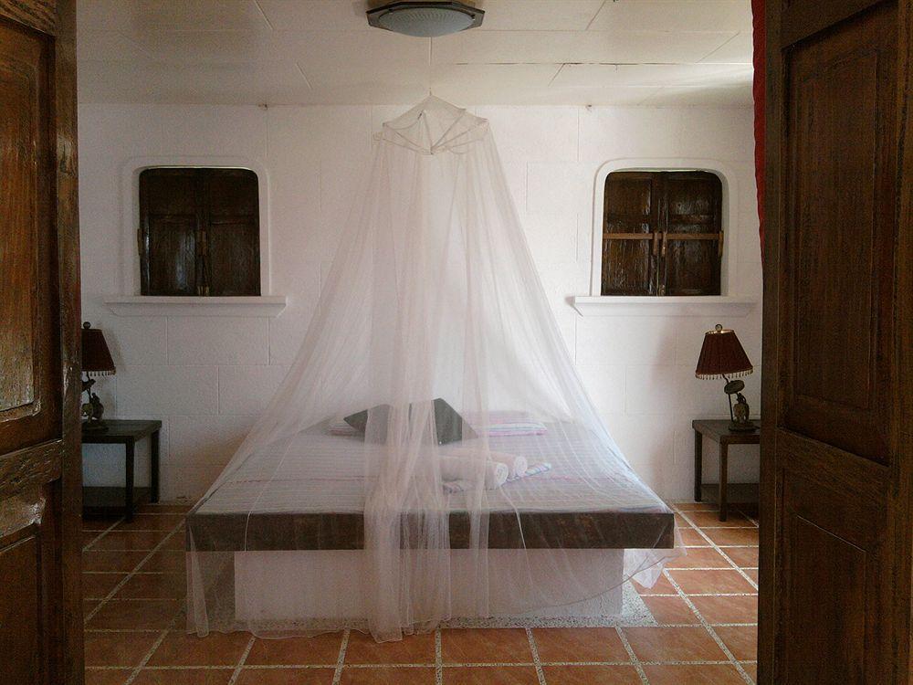 Pierhouse Lodging Busuanga Kültér fotó